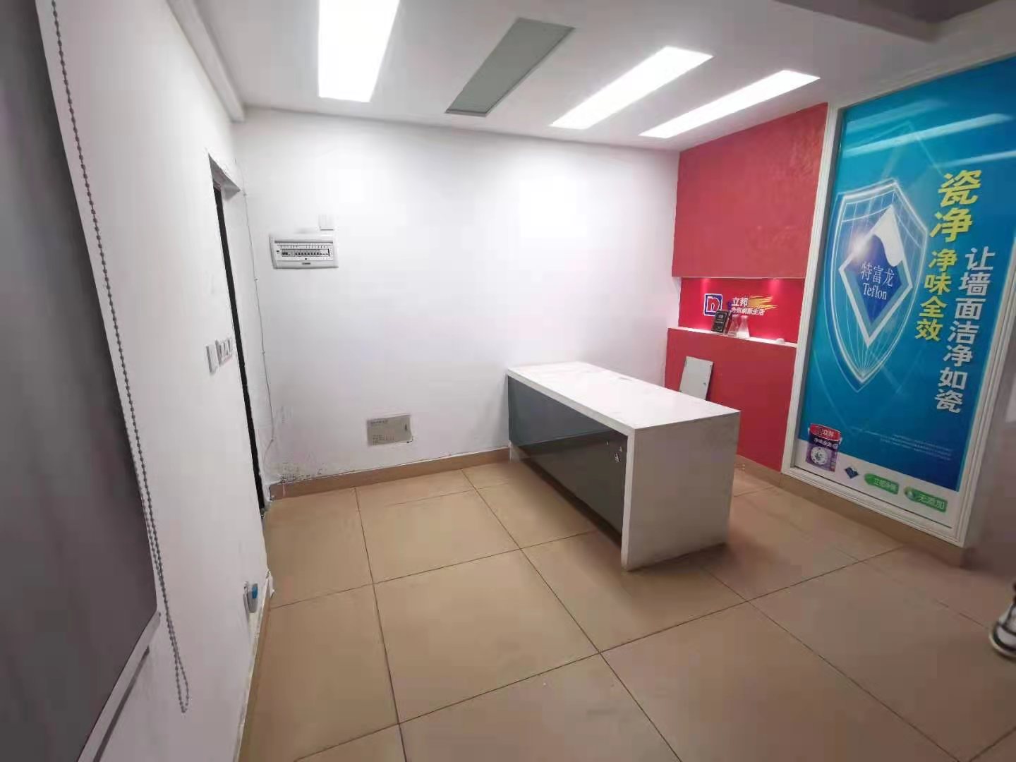 丰越大厦 2室5厅2卫 4000.0元/月 丰越大厦 2室5厅2卫 4000.0元/月室内图