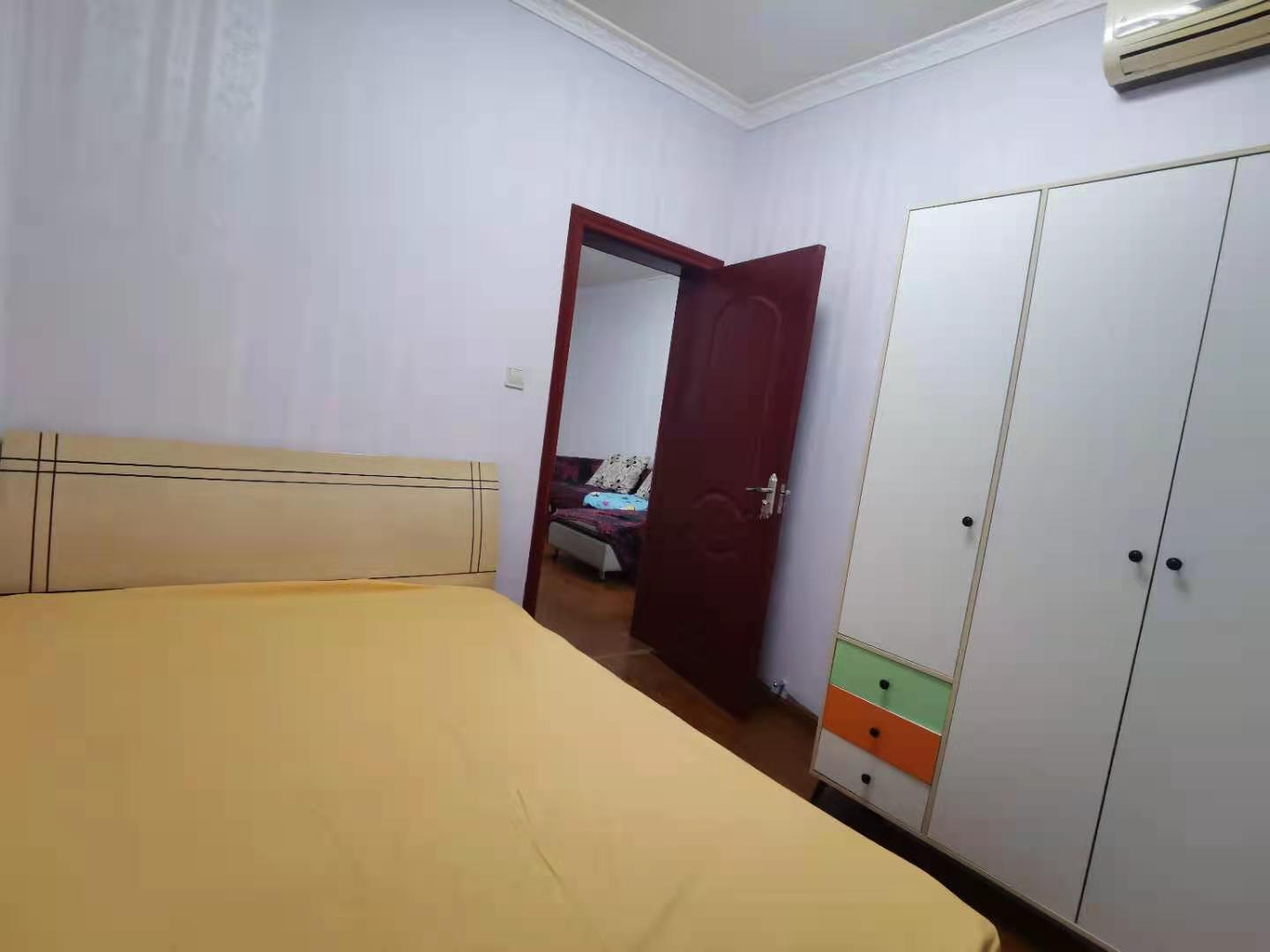 南湖锦苑 1室1厅1卫 1500.0元/月 南湖锦苑 1室1厅1卫 1500.0元/月室内图