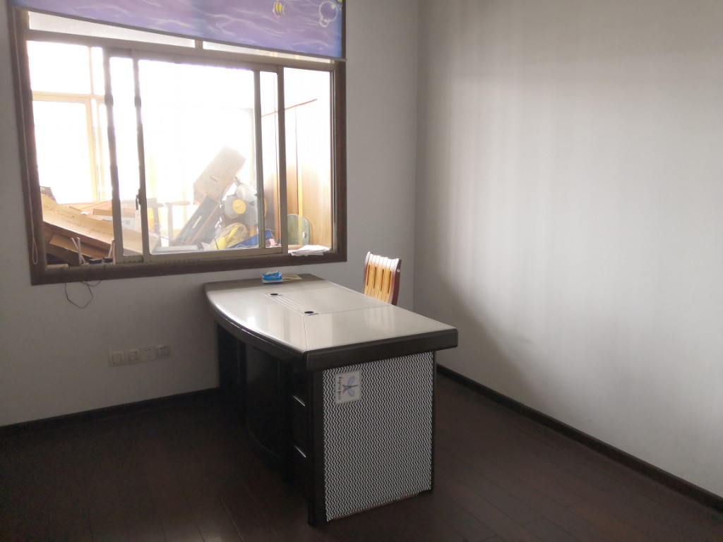 龙洲路散盘 3室2厅2卫 1200.0元/月 龙洲路散盘 3室2厅2卫 1200.0元/月室内图