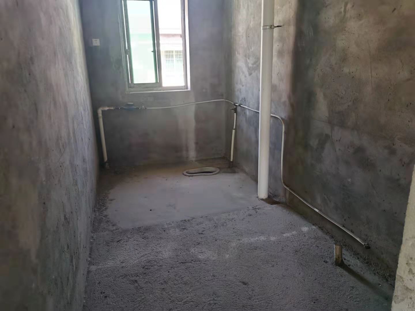 梓山苑小区 5室3厅2卫 98.0万 梓山苑小区 5室3厅2卫 98.0万卧室