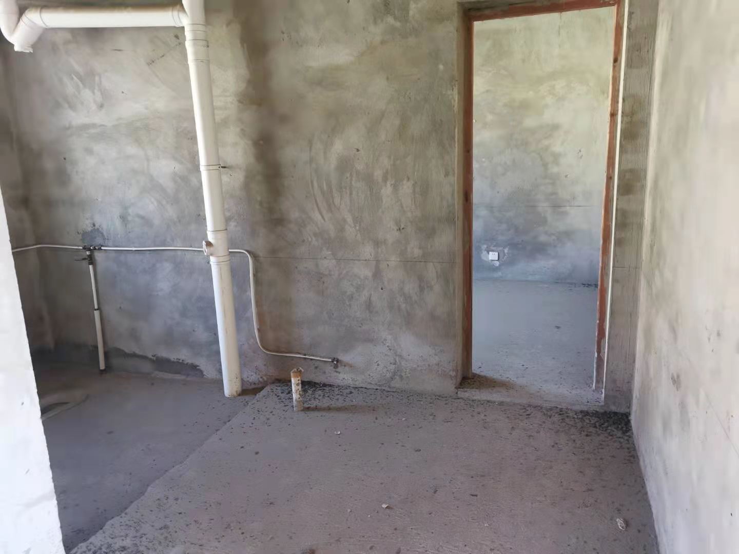 梓山苑小区 5室3厅2卫 98.0万 梓山苑小区 5室3厅2卫 98.0万客厅