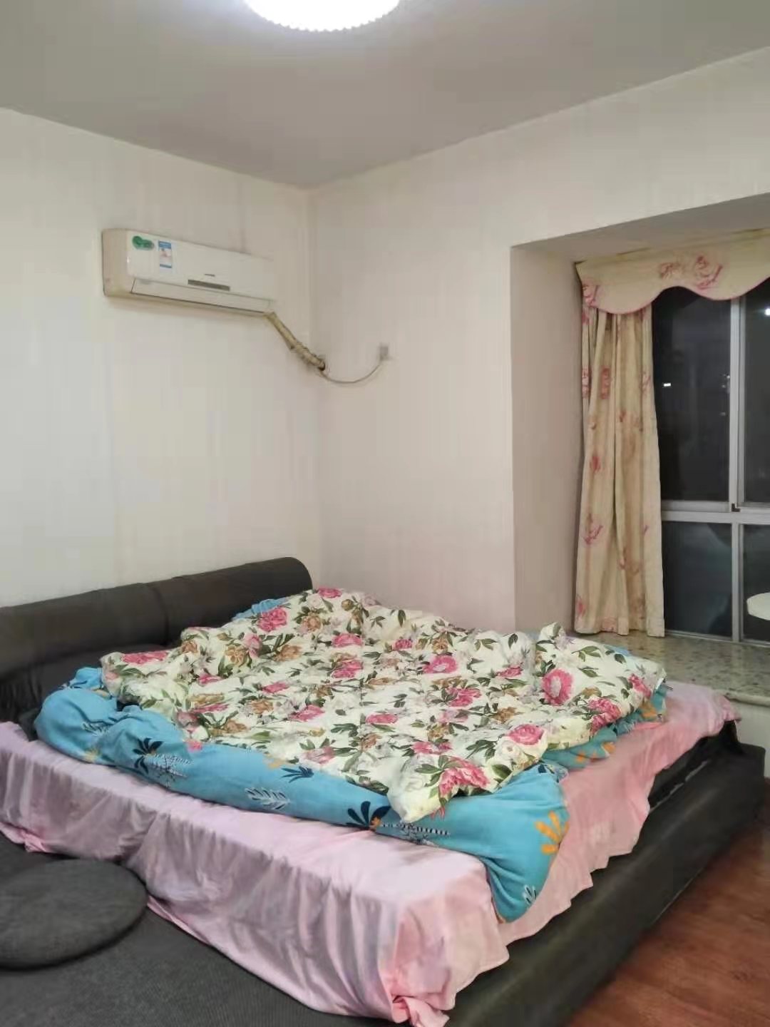 梓月楼 1室1厅1卫 1800.0元/月 梓月楼 1室1厅1卫 1800.0元/月室内图