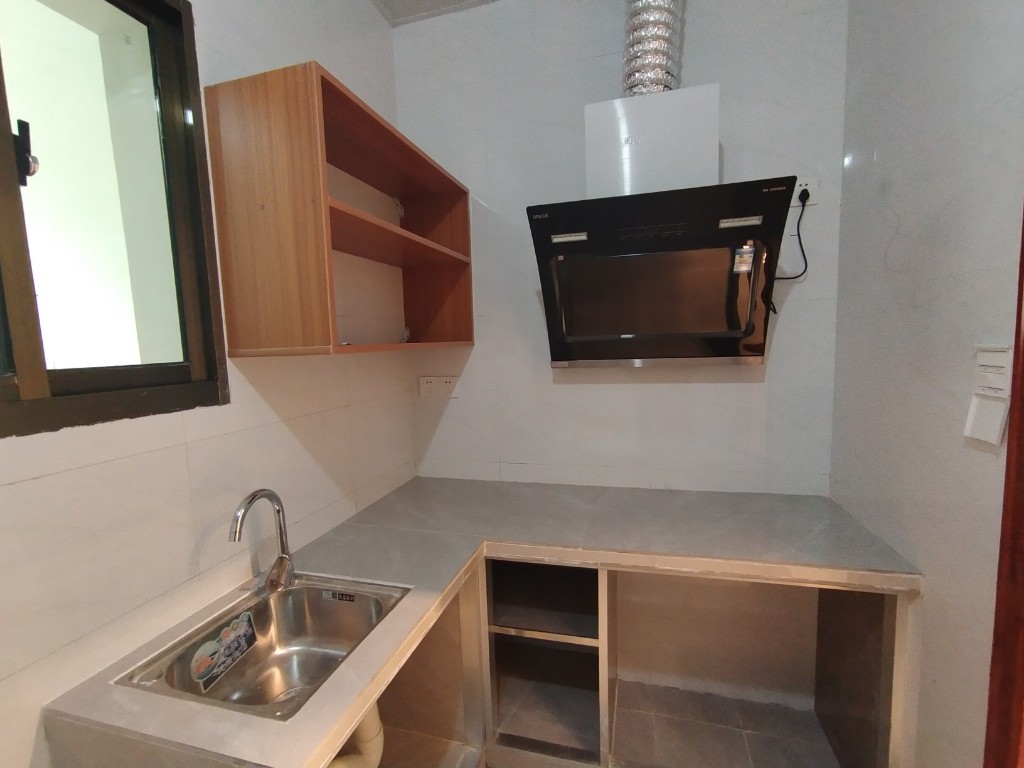 大坝咀小区  1室1厅1卫    1400.0元/月 大坝咀小区  1室1厅1卫    1400.0元/月室内图