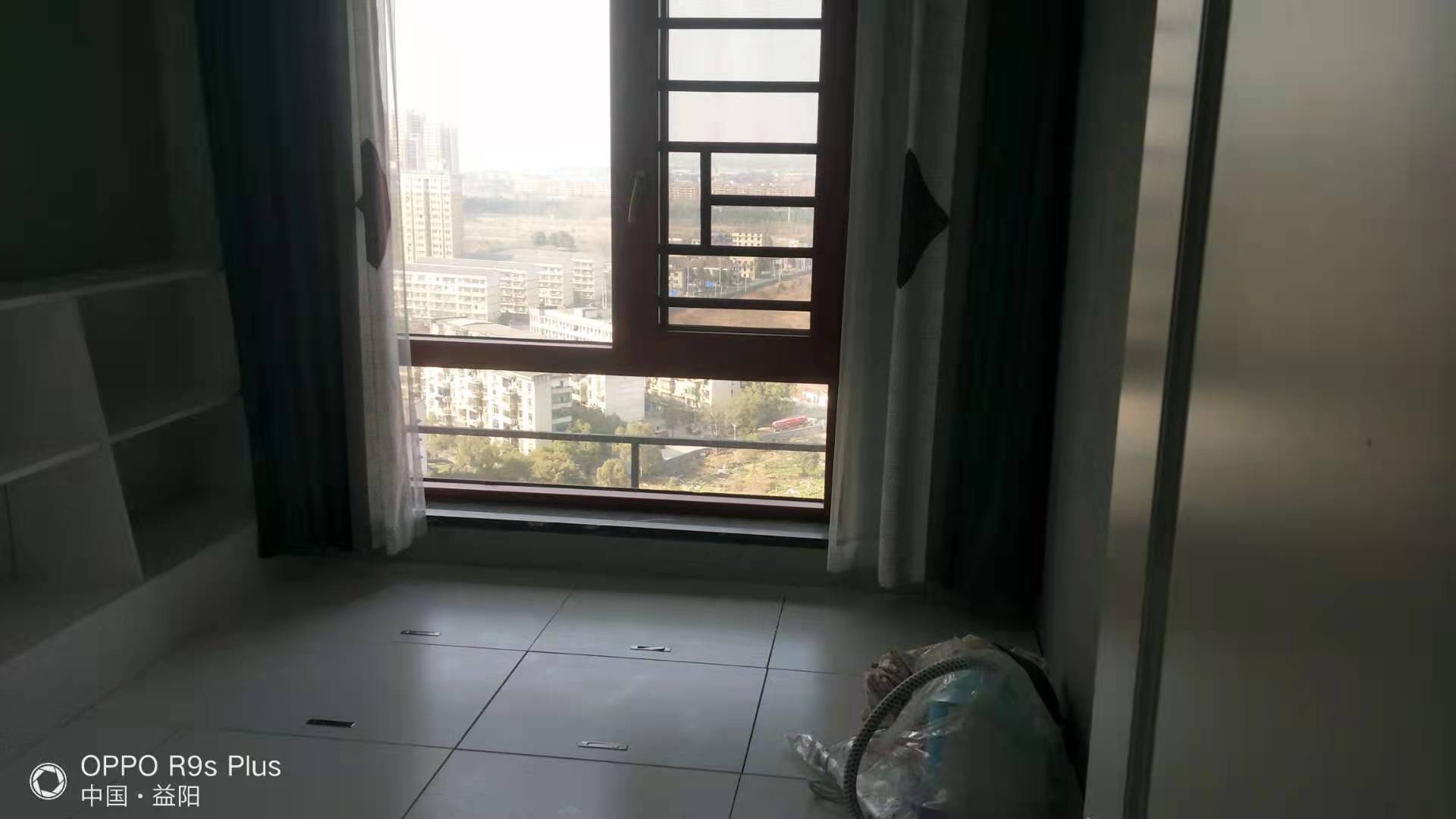 大汉资江城 3室2厅2卫 108.0万 大汉资江城 3室2厅2卫 108.0万卧室