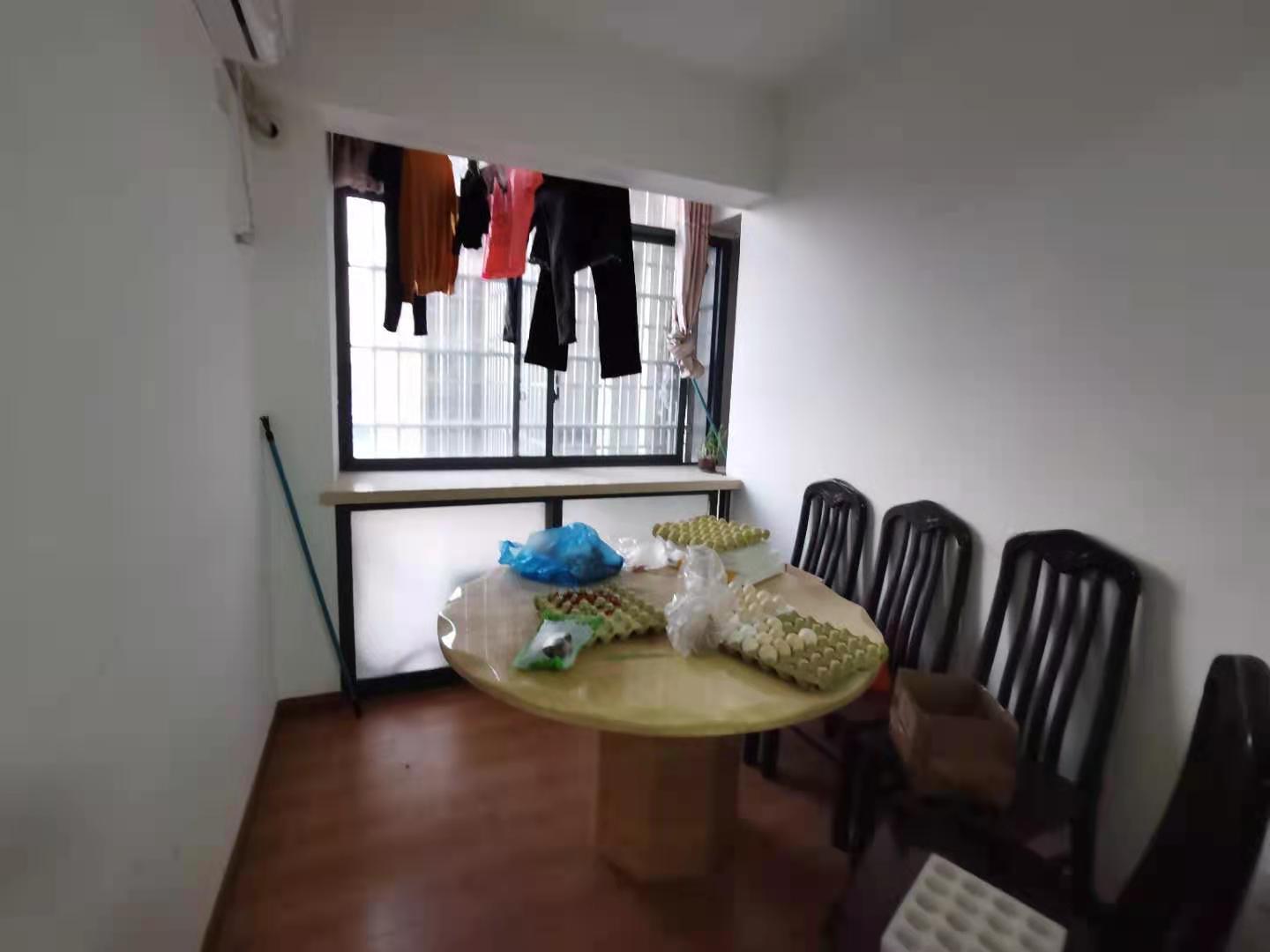 佛奥康桥水岸  3室2厅1卫    1800.0元/月室内图