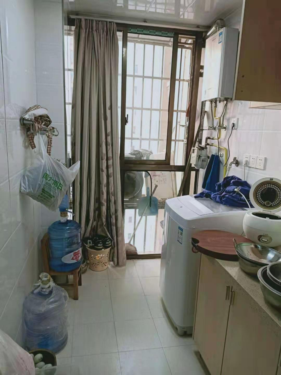 碧桂园 3室2厅1卫 83.0万 碧桂园 3室2厅1卫 83.0万客厅