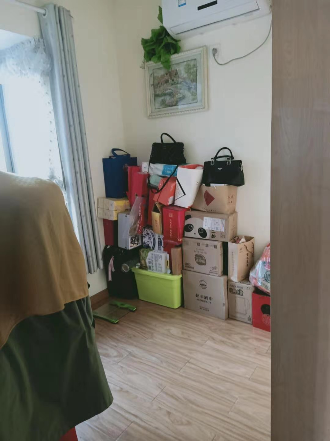 碧桂园 3室2厅1卫 83.0万 碧桂园 3室2厅1卫 83.0万客厅