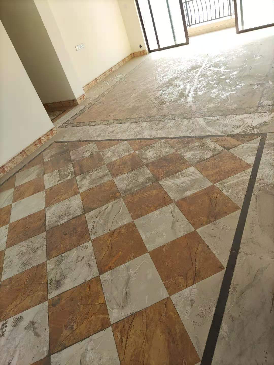 碧桂园  4室2厅2卫   3200.00元/月室内图