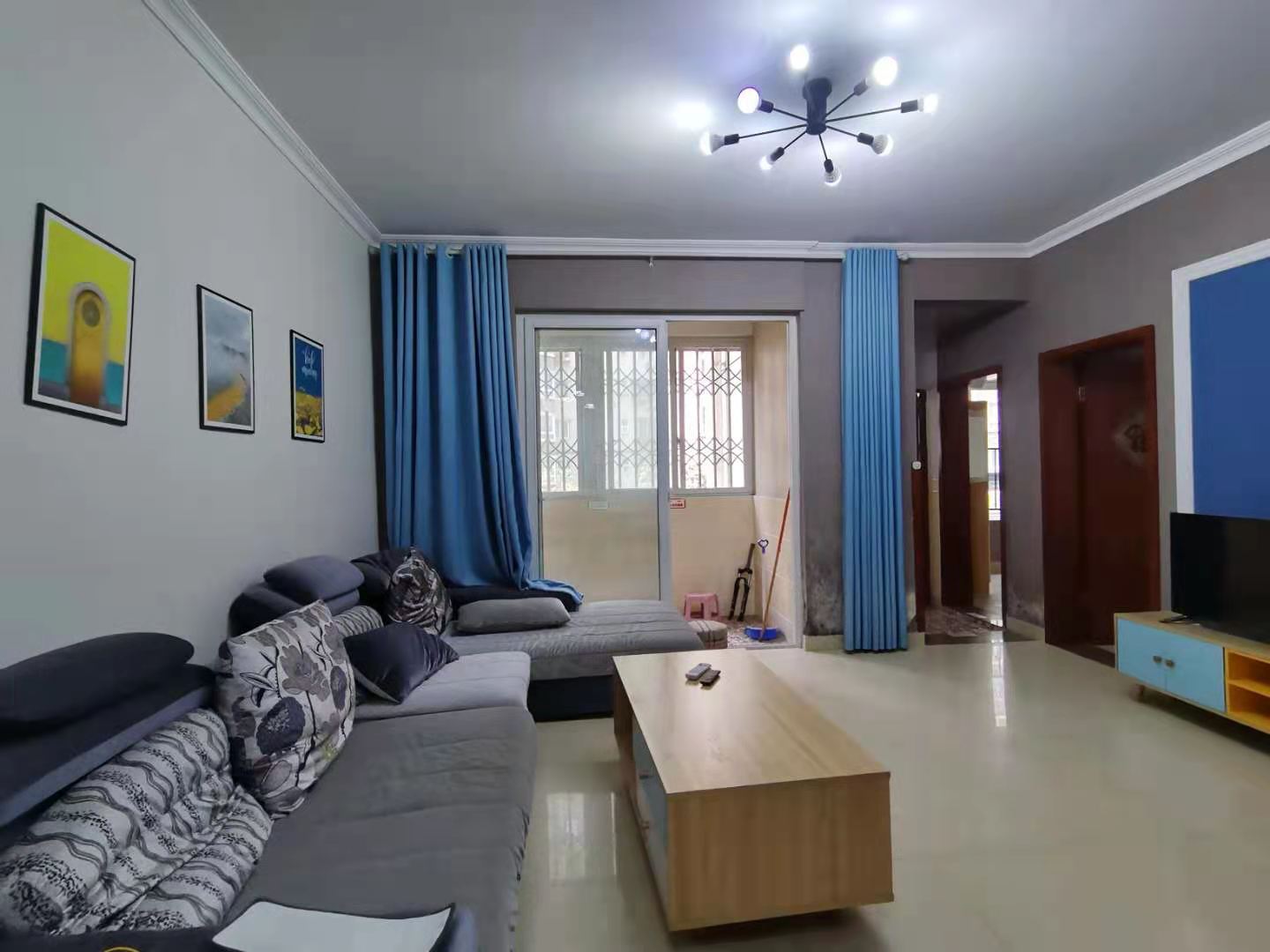 南湖锦苑 2室1厅1卫 2000.0元/月 南湖锦苑 2室1厅1卫 2000.0元/月室内图