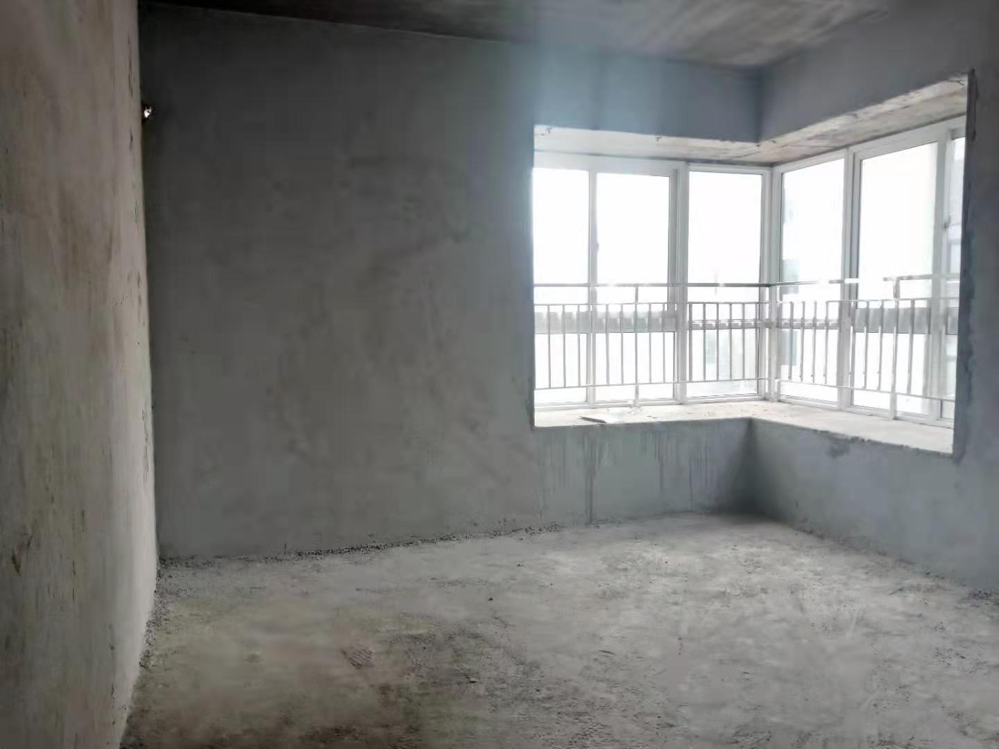 云沙诗意  4室2厅2卫   116.00万客厅