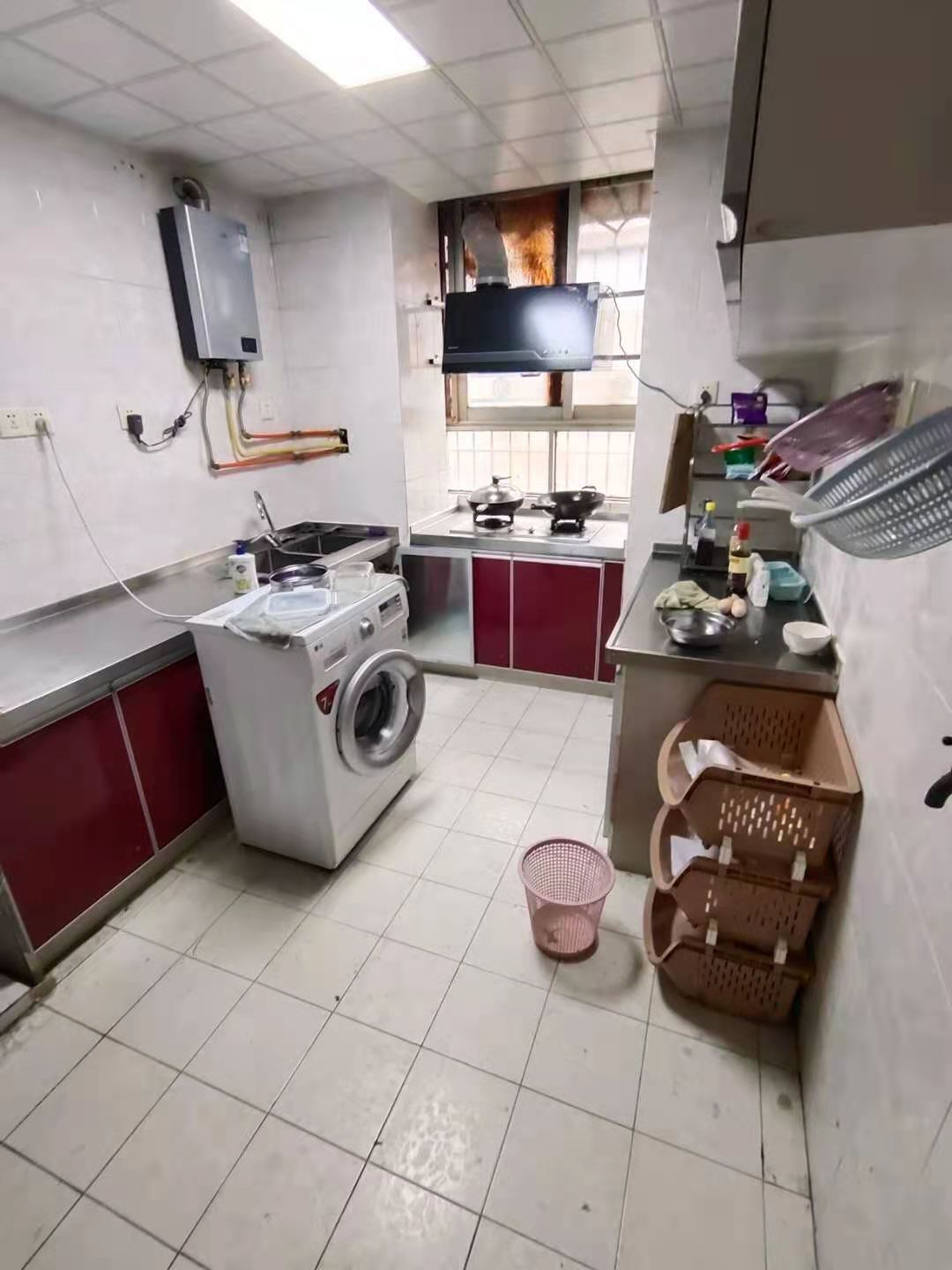 恒达时代花园 4室2厅2卫 3000.0元/月 恒达时代花园 4室2厅2卫 3000.0元/月室内图