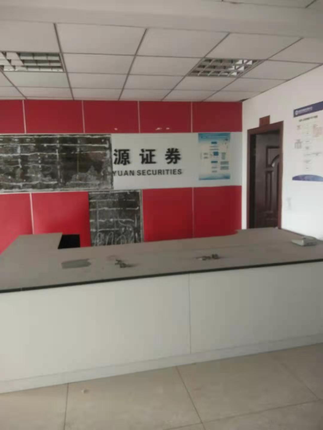 时代广场  3室2厅1卫   5000.00元/月室内图
