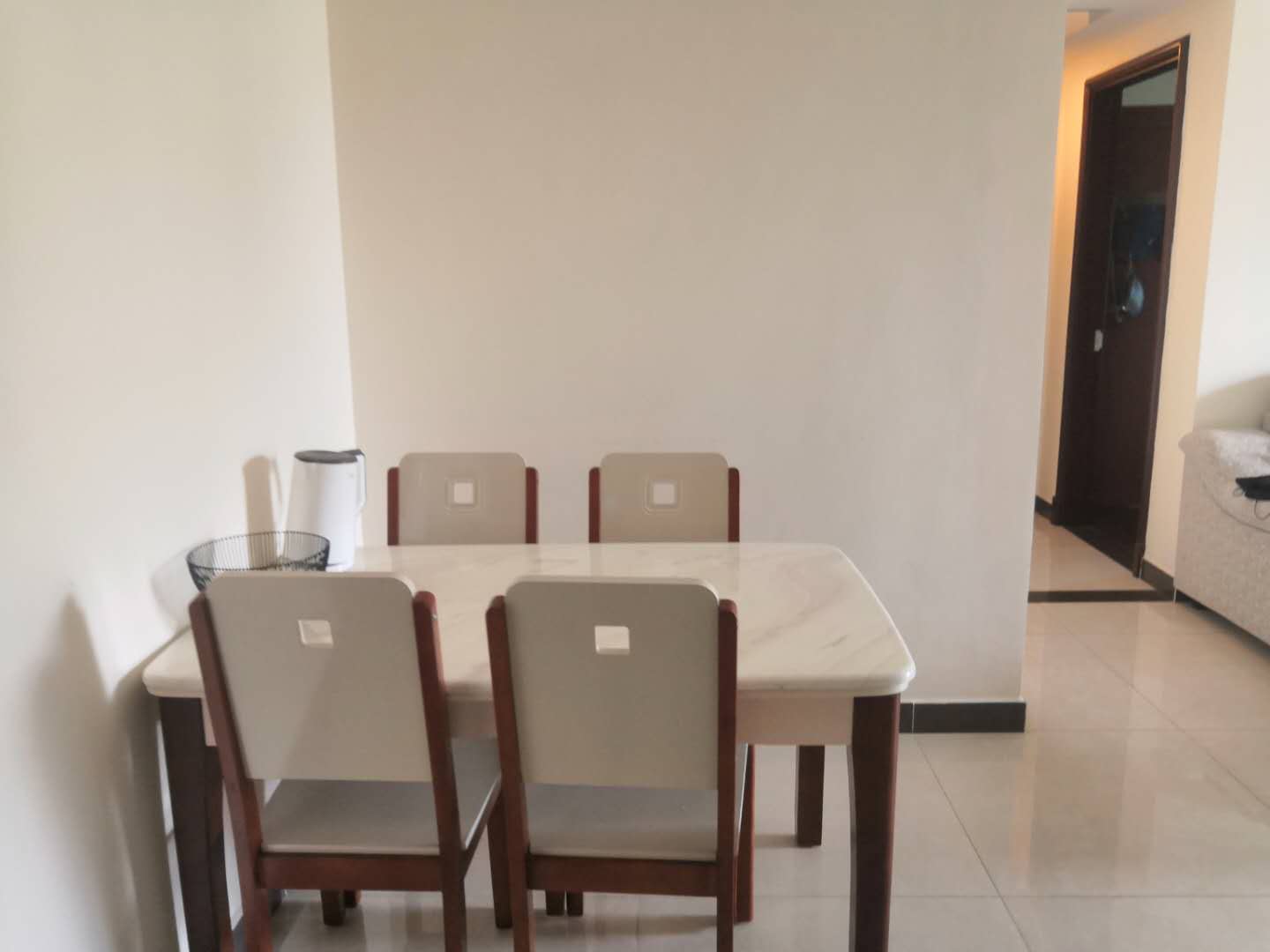 恒大绿洲 2室2厅1卫 2000.0元/月 恒大绿洲 2室2厅1卫 2000.0元/月室内图