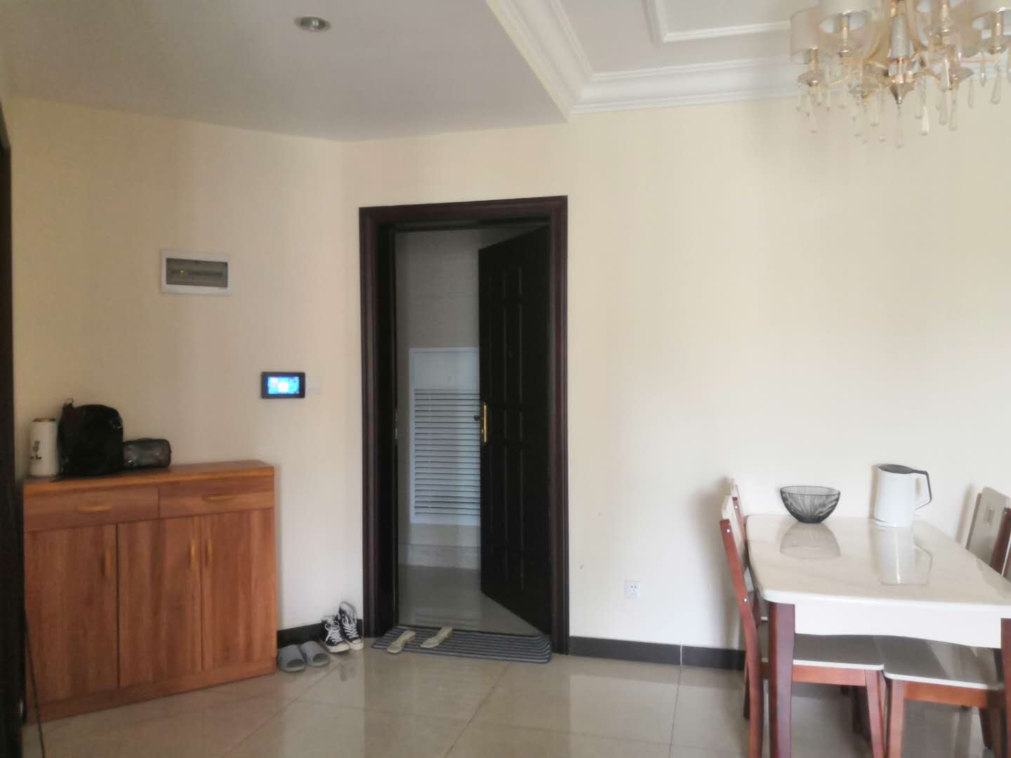 恒大绿洲 2室2厅1卫 2000.0元/月 恒大绿洲 2室2厅1卫 2000.0元/月室内图