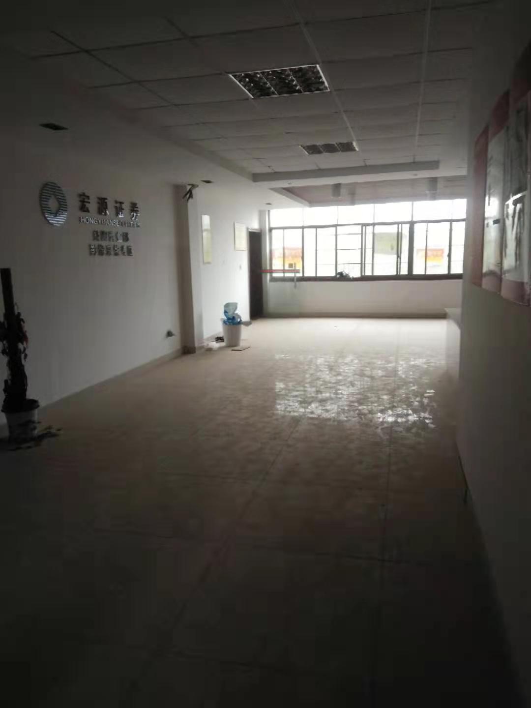 时代广场  3室2厅1卫   5000.00元/月小区图