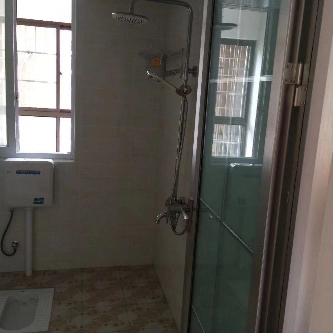 紫云阁  3室2厅1卫    2000.0元/月 紫云阁  3室2厅1卫    2000.0元/月室内图