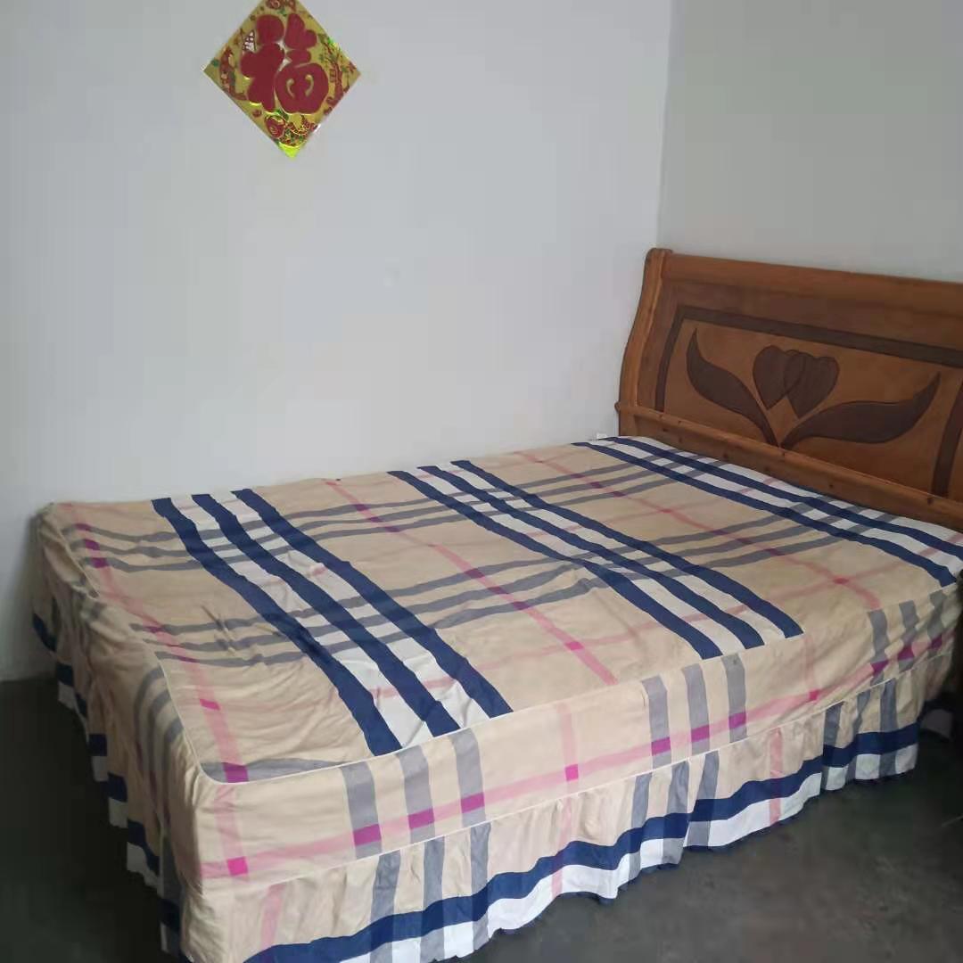 外贸小区  2室1厅1卫    450.0元/月 外贸小区  2室1厅1卫    450.0元/月室内图