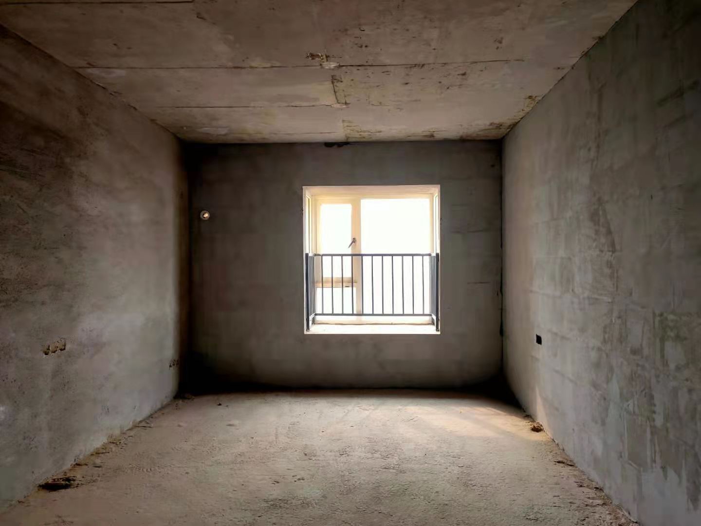 碧桂园梓山府 4室2厅2卫 105.0万 碧桂园梓山府 4室2厅2卫 105.0万客厅