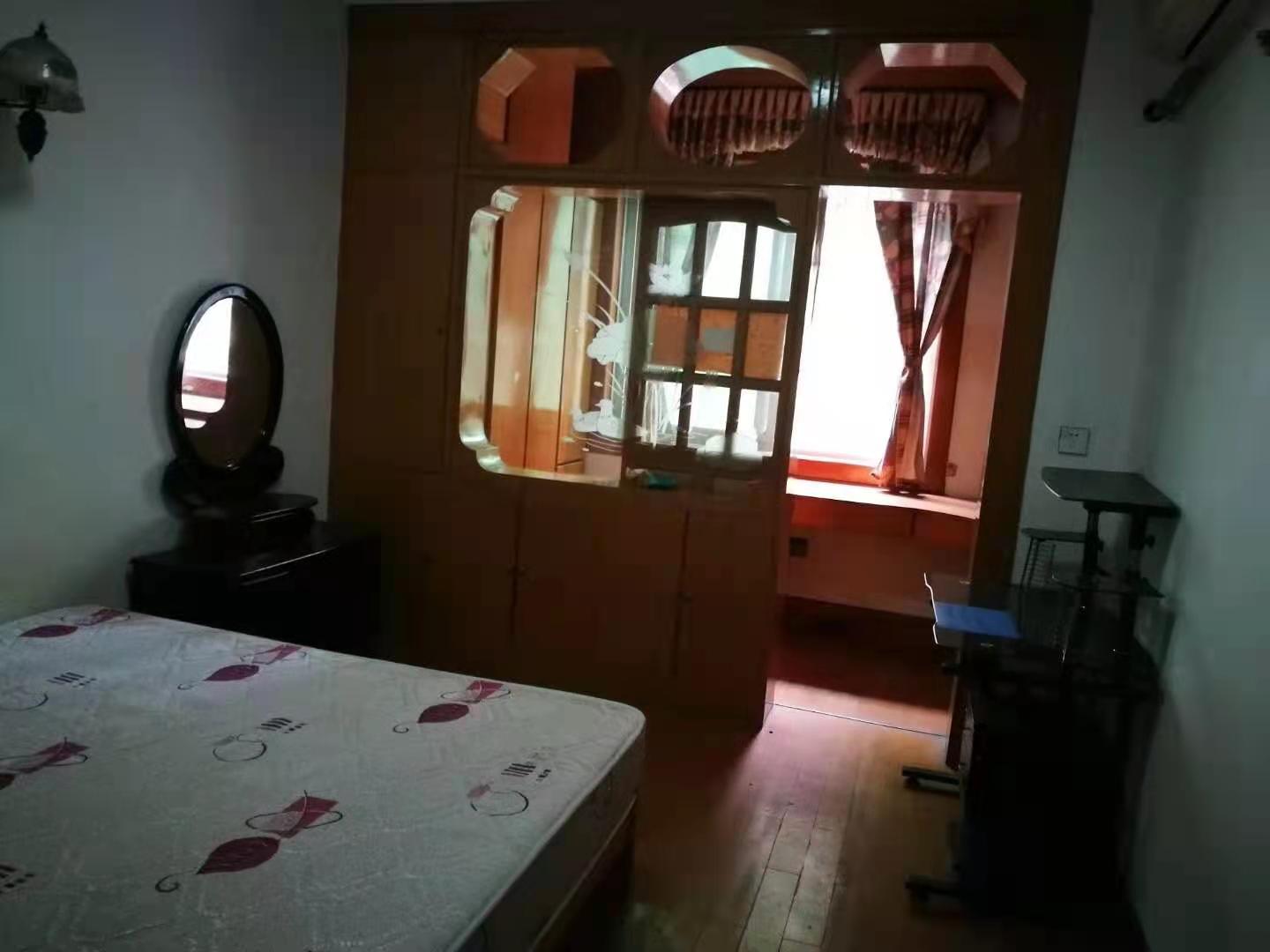 芙蓉小区新华东路123号 3室2厅1卫 1300.0元/月 芙蓉小区新华东路123号 3室2厅1卫 1300.0元/月室内图