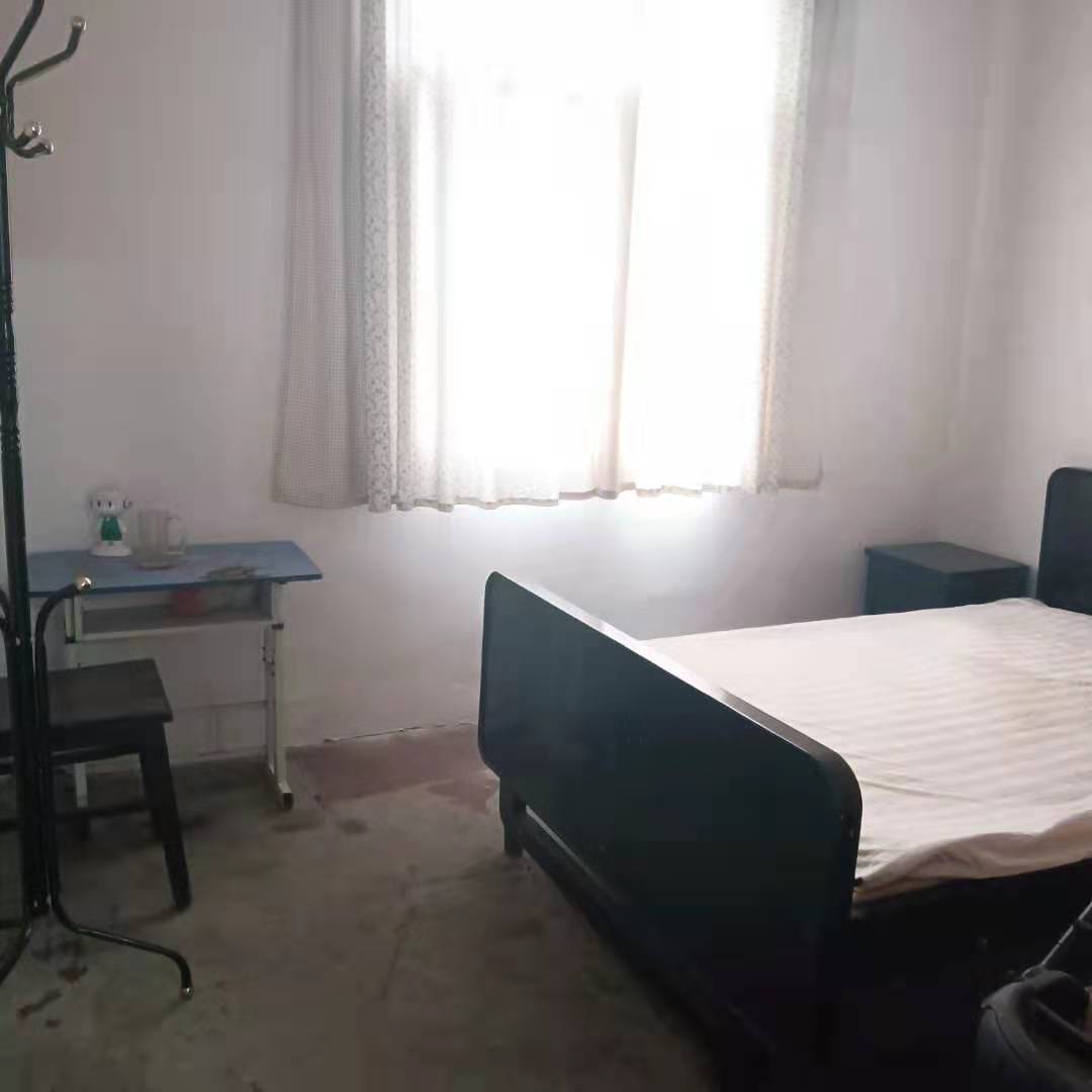 外贸小区  2室1厅1卫    450.0元/月 外贸小区  2室1厅1卫    450.0元/月室内图