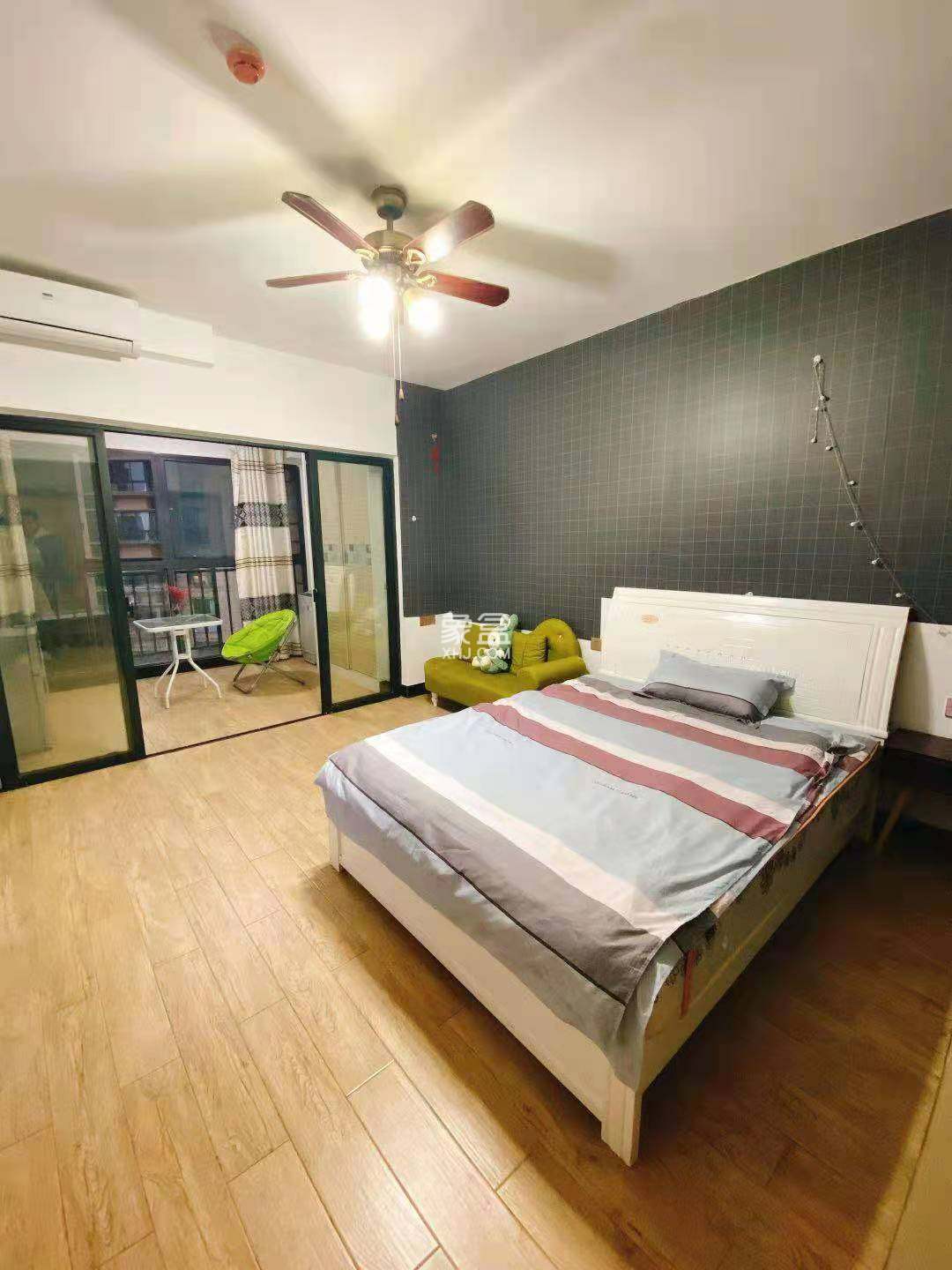 御江帝景  1室1厅1卫    1450.0元/月