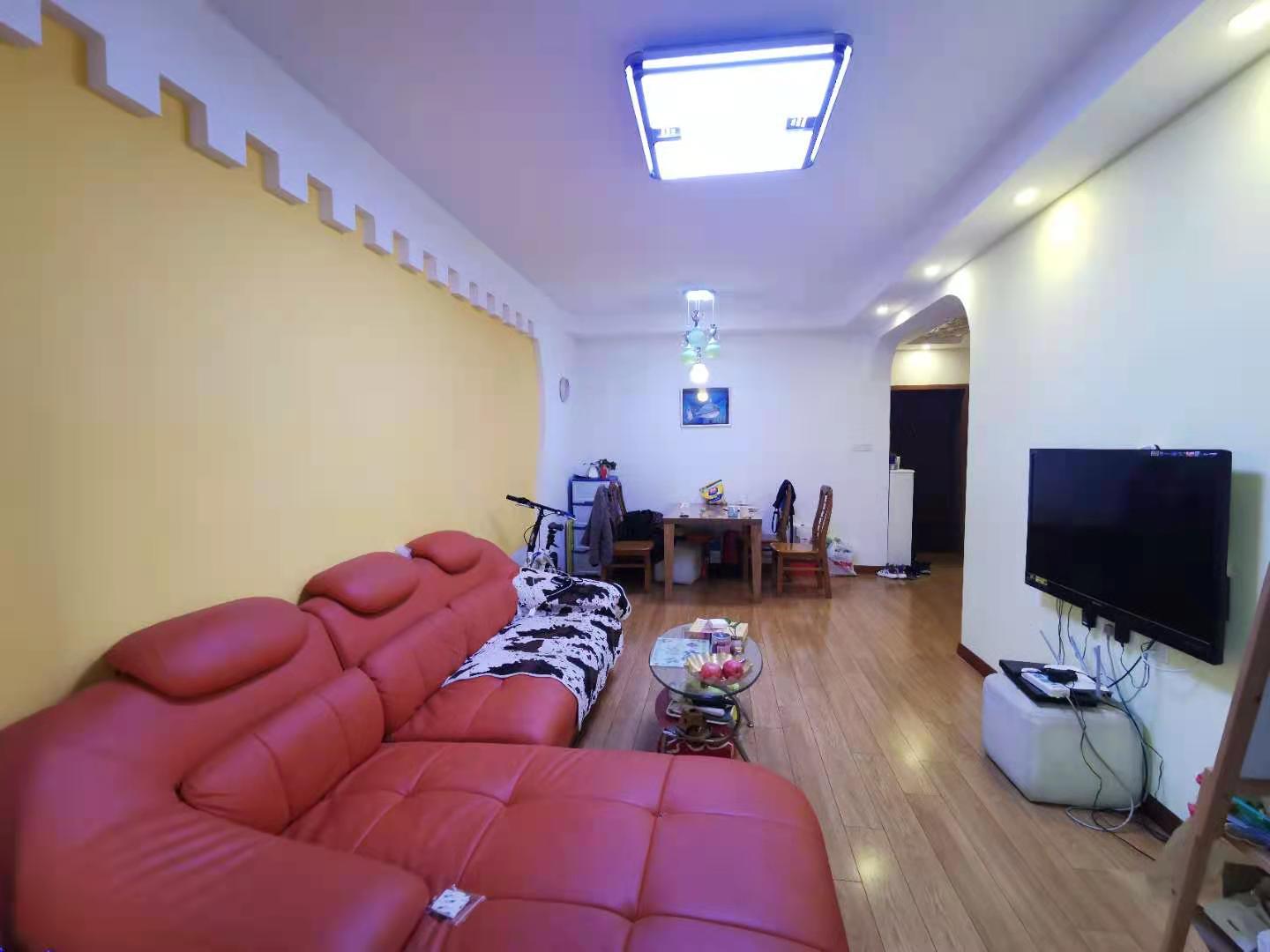 朗基龙堂  3室1厅2卫   230.00万户型图