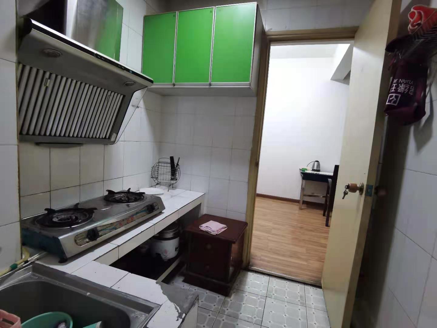 南湖锦苑 2室1厅1卫 1800.0元/月 南湖锦苑 2室1厅1卫 1800.0元/月室内图