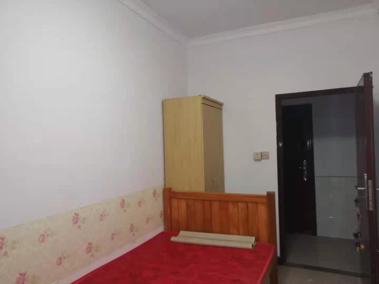 羊舞岭小区  1室1厅1卫    400.0元/月 羊舞岭小区  1室1厅1卫    400.0元/月室内图