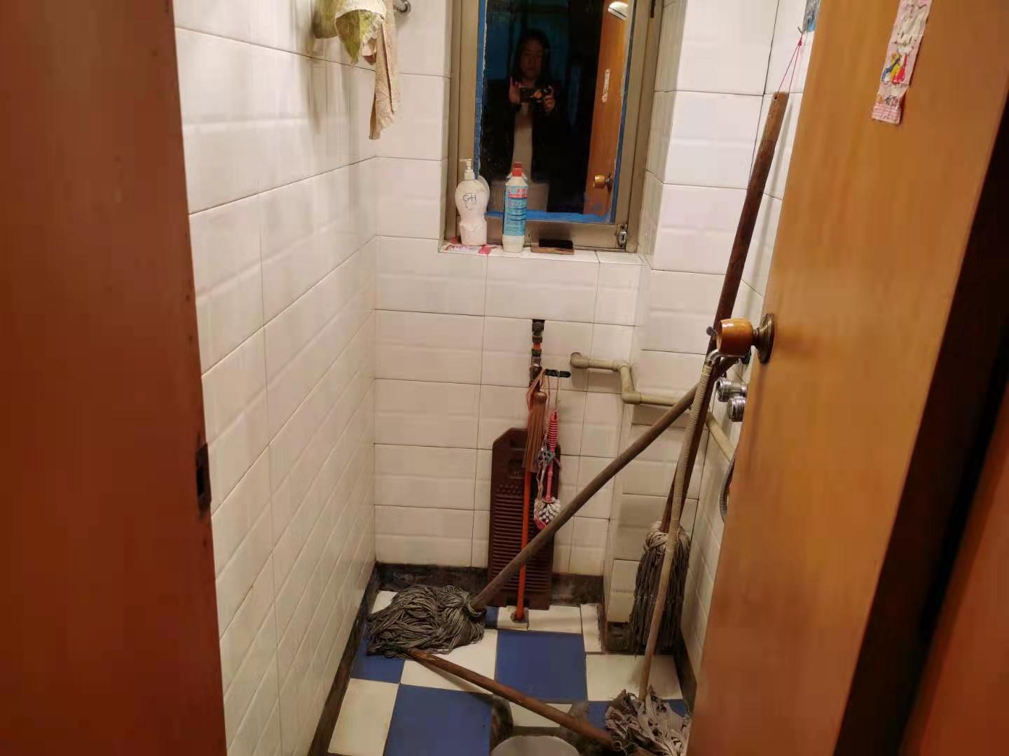 梓园社区(麻纺厂宿舍) 2室1厅1卫 600.0元/月 梓园社区(麻纺厂宿舍) 2室1厅1卫 600.0元/月室内图