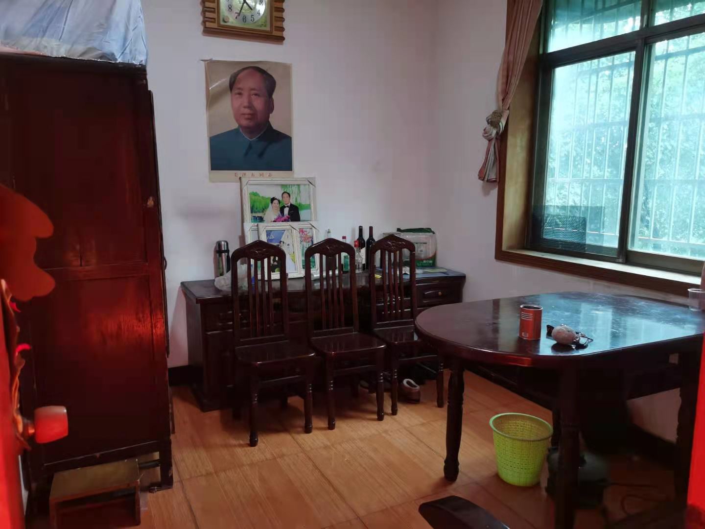 梓园社区(麻纺厂宿舍) 2室1厅1卫 600.0元/月 梓园社区(麻纺厂宿舍) 2室1厅1卫 600.0元/月室内图