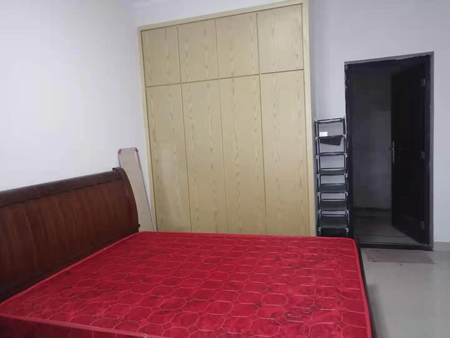 羊舞岭小区  1室1厅1卫    450.0元/月 羊舞岭小区  1室1厅1卫    450.0元/月室内图