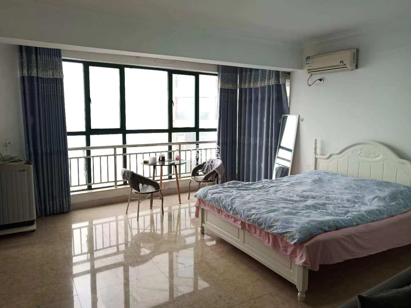 银城壹号  1室1厅1卫    35.8万 银城壹号  1室1厅1卫    35.8万