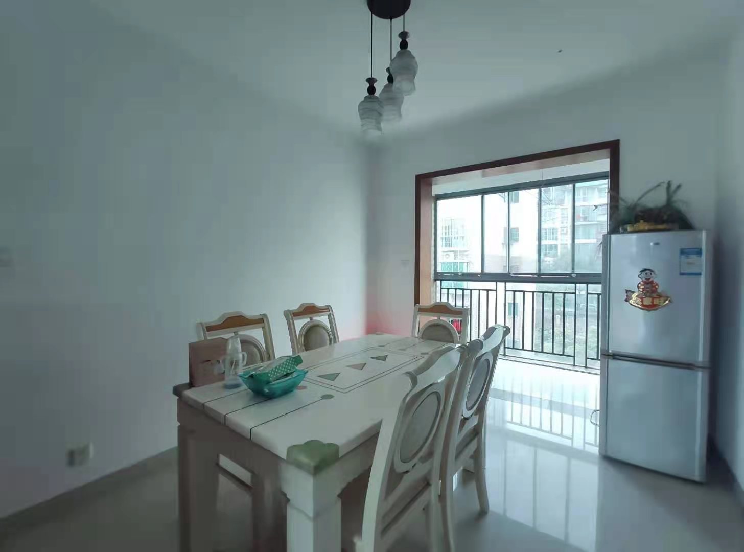 香江书香门第 3室2厅2卫 2000.0元/月 香江书香门第 3室2厅2卫 2000.0元/月室内图