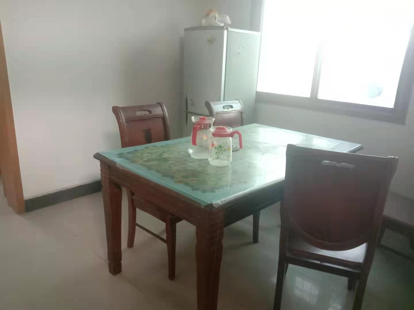 幸福小区 3室2厅2卫 1000.0元/月 幸福小区 3室2厅2卫 1000.0元/月室内图