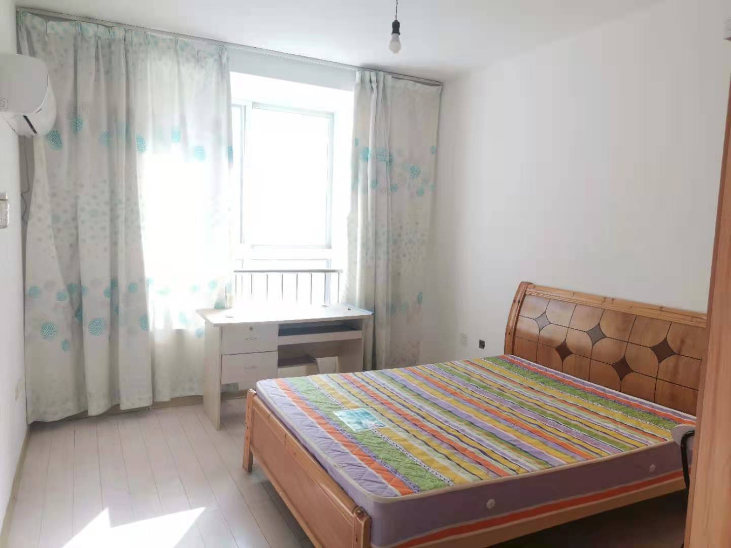 荷塘香榭  3室2厅1卫   1400.00元/月室内图