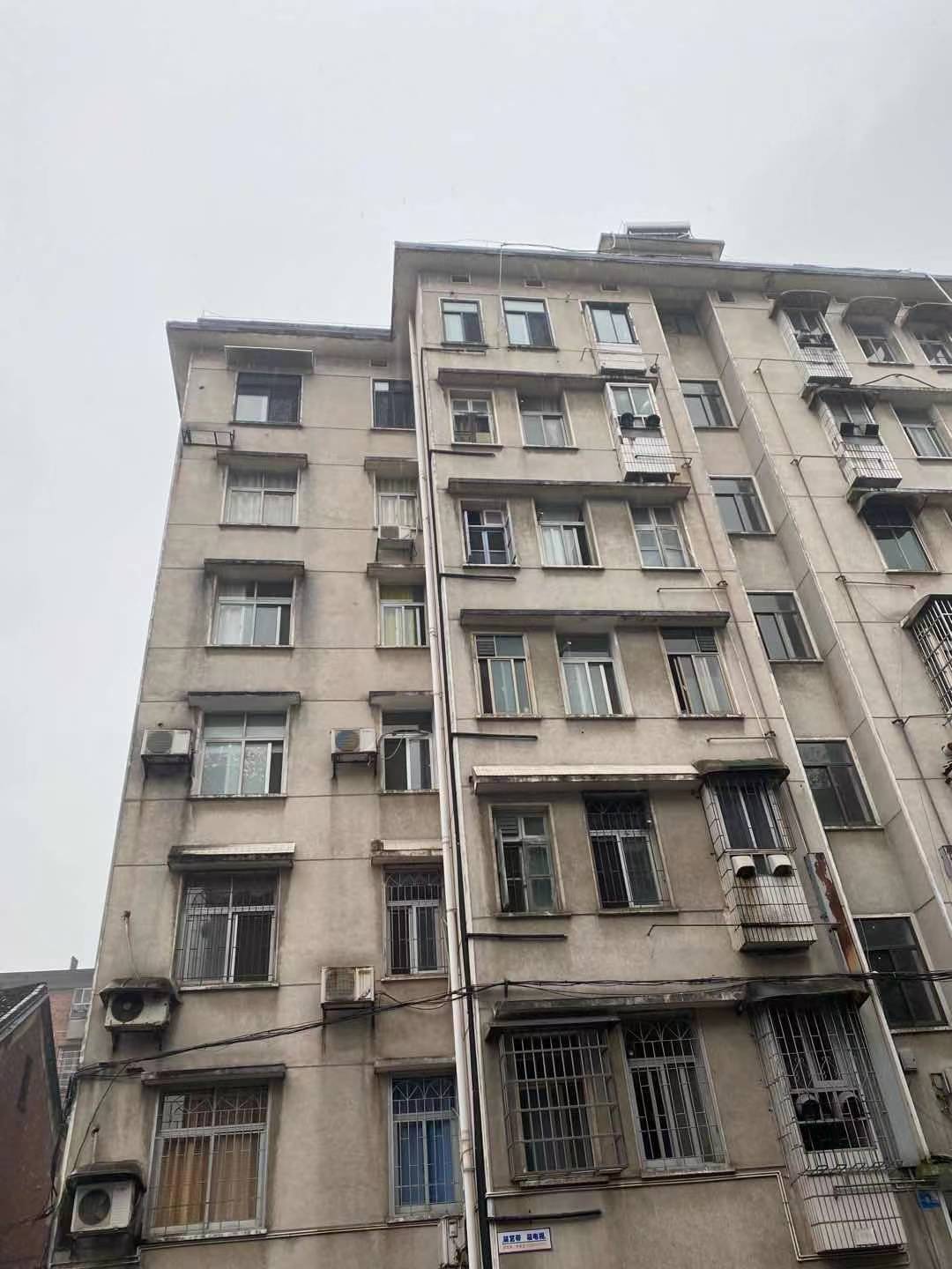 资阳区汽车路办事处三圣殿社区 4室2厅2卫 59.8万 资阳区汽车路办事处三圣殿社区 4室2厅2卫 59.8万户型图