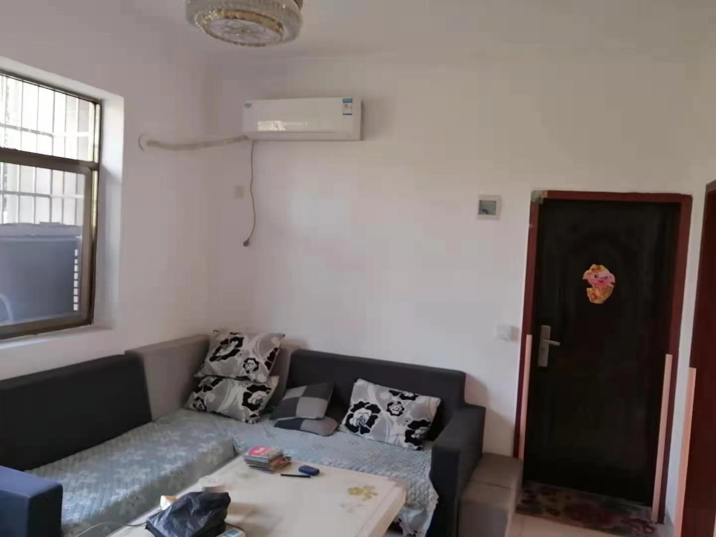 中南无线电厂 3室1厅1卫 1200.0元/月 中南无线电厂 3室1厅1卫 1200.0元/月户型图