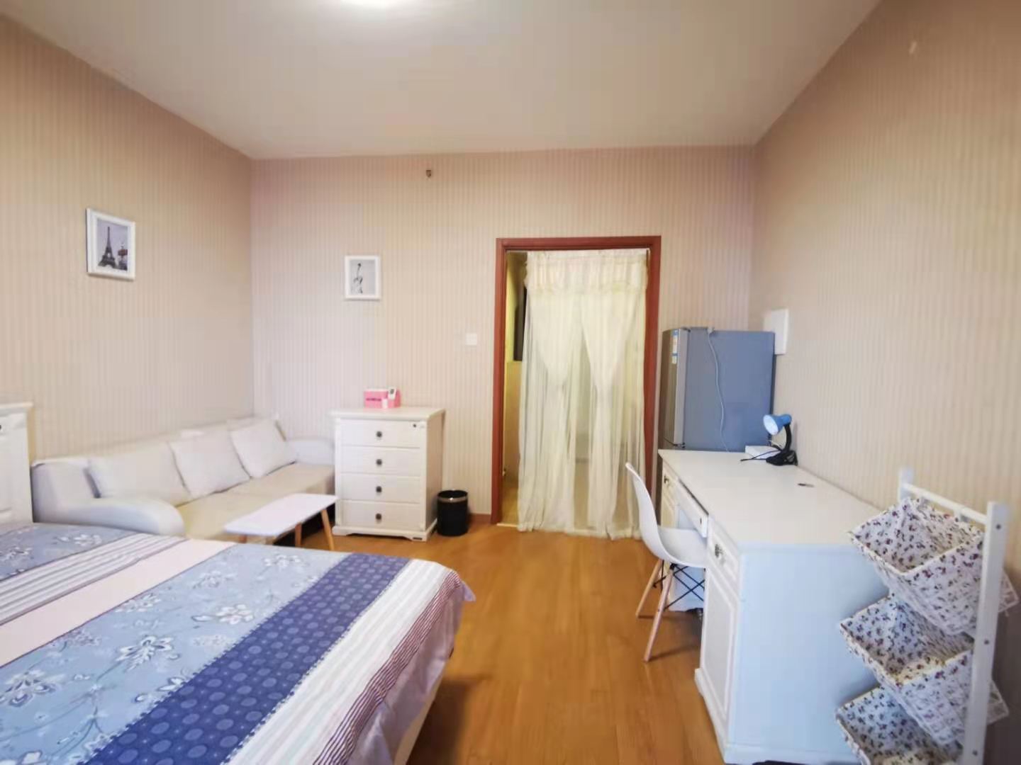 花样年华  1室0厅1卫   17.00万客厅