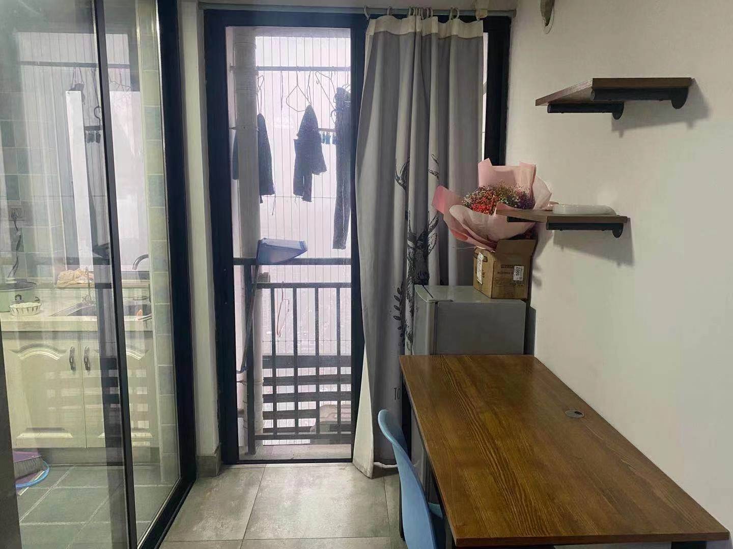 中建御山和苑 1室1厅1卫 29.0万 中建御山和苑 1室1厅1卫 29.0万客厅