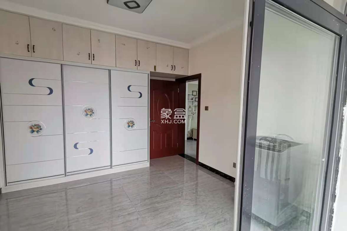 南湖春天  2室1厅1卫    1900.0元/月 南湖春天  2室1厅1卫    1900.0元/月室内图