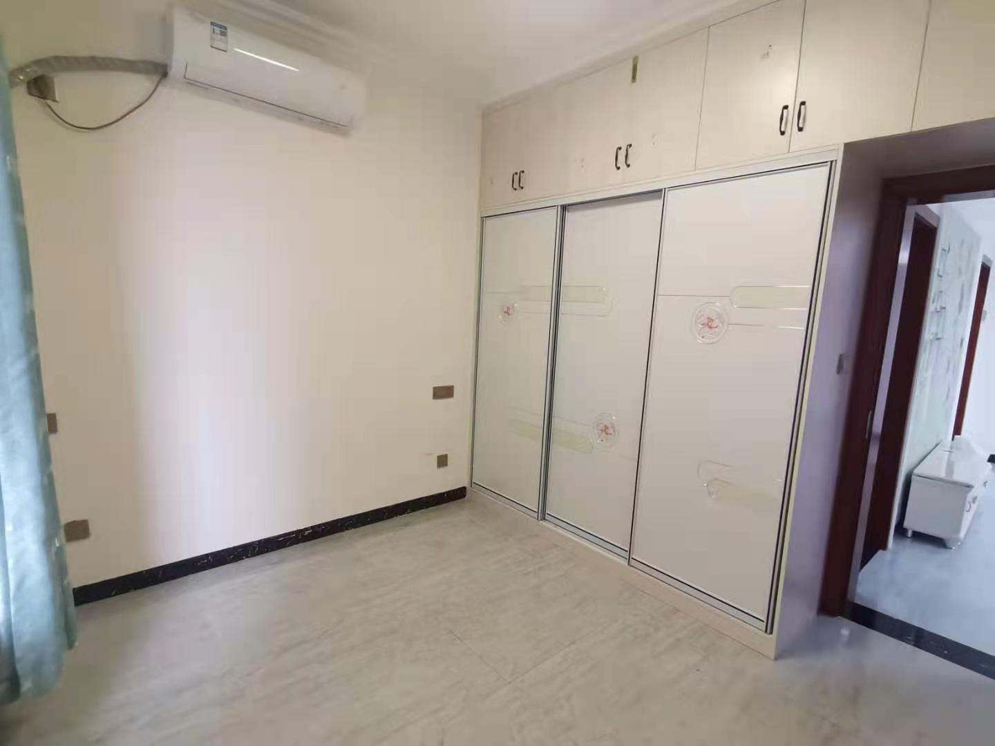 南湖春天  2室1厅1卫    1900.0元/月室内图