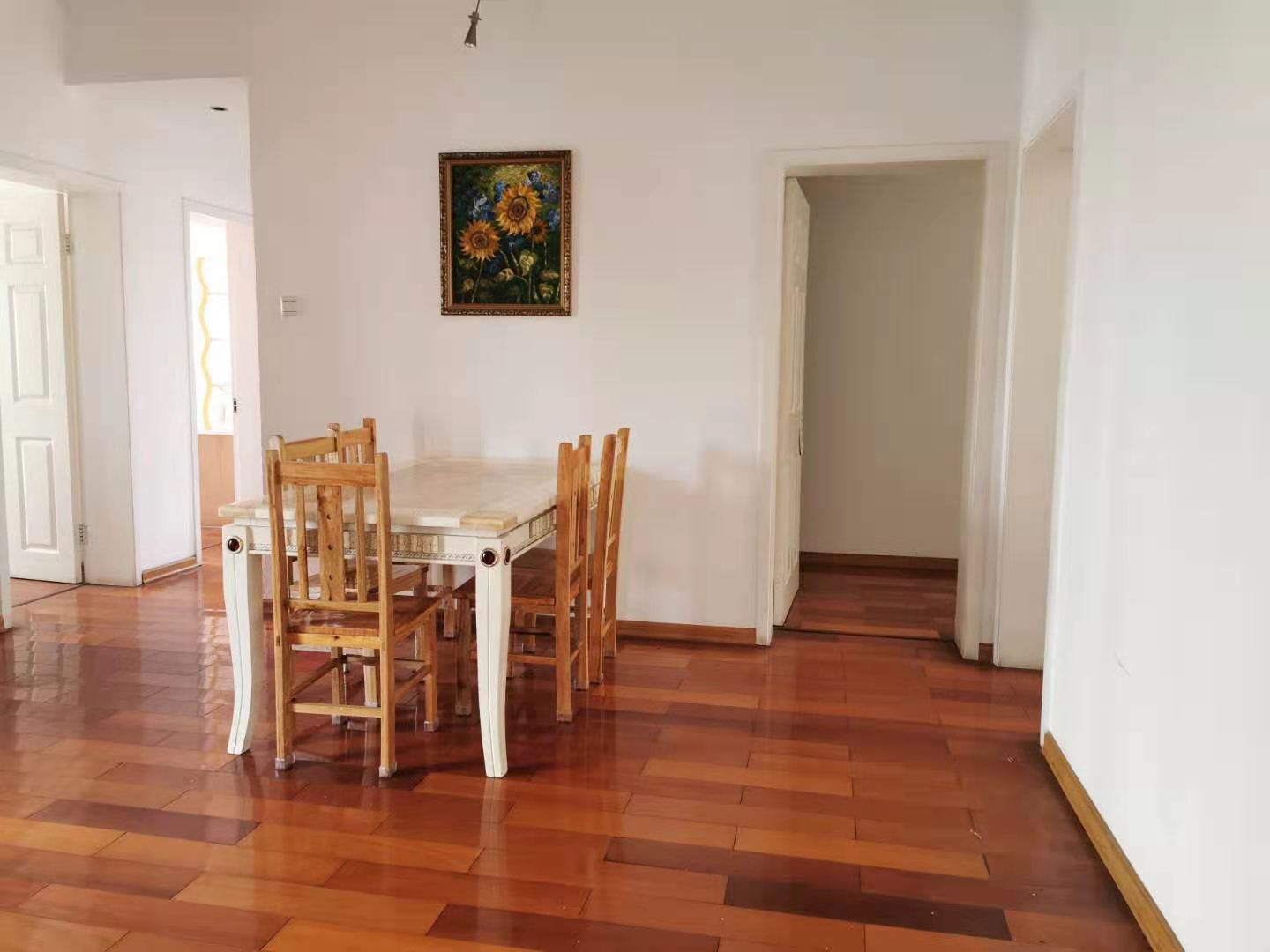 丽景雅苑 4室2厅2卫 2500.0元/月 丽景雅苑 4室2厅2卫 2500.0元/月室内图