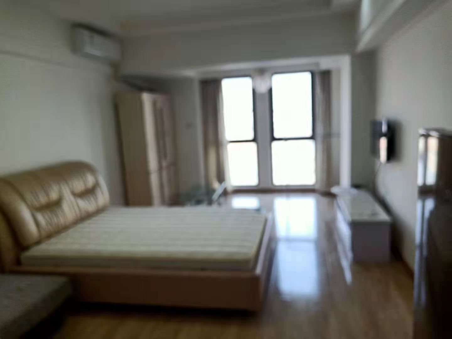 南湖国际4期  1室1厅1卫   1400.00元/月 南湖国际4期  1室1厅1卫   1400.00元/月室内图