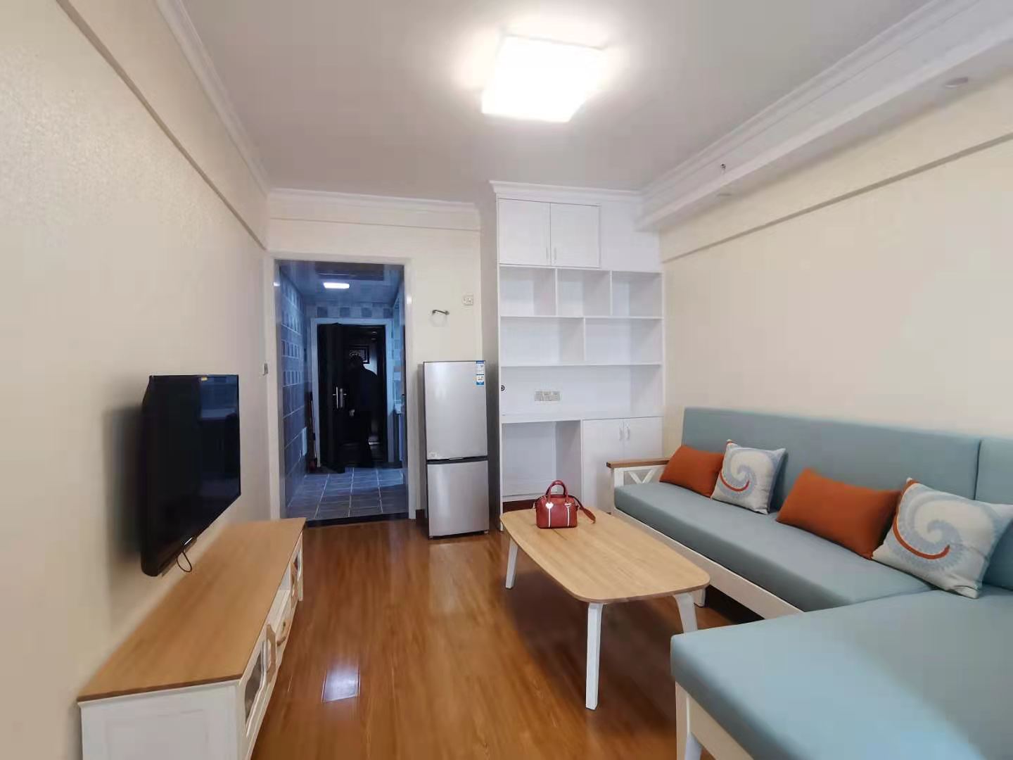 佳源罗马都市 1室1厅1卫 1500.0元/月 佳源罗马都市 1室1厅1卫 1500.0元/月室内图