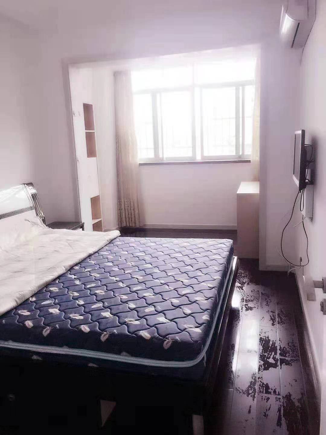 华茂商厦 3室2厅1卫 2800.0元/月 华茂商厦 3室2厅1卫 2800.0元/月室内图