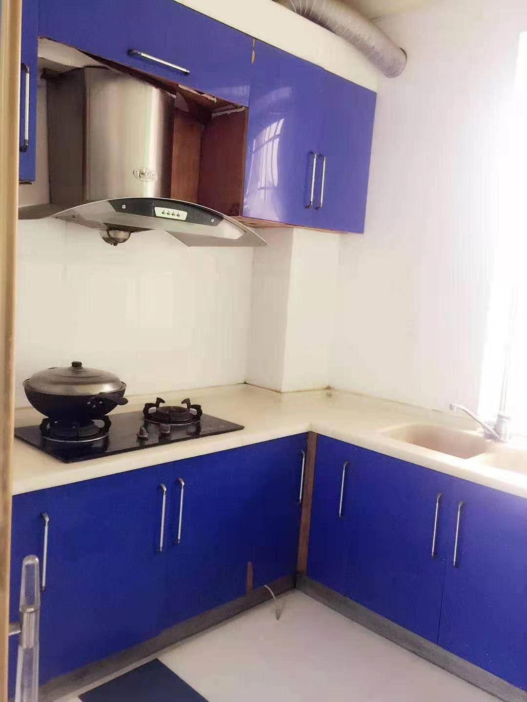 华茂商厦  3室2厅1卫   2800.00元/月室内图