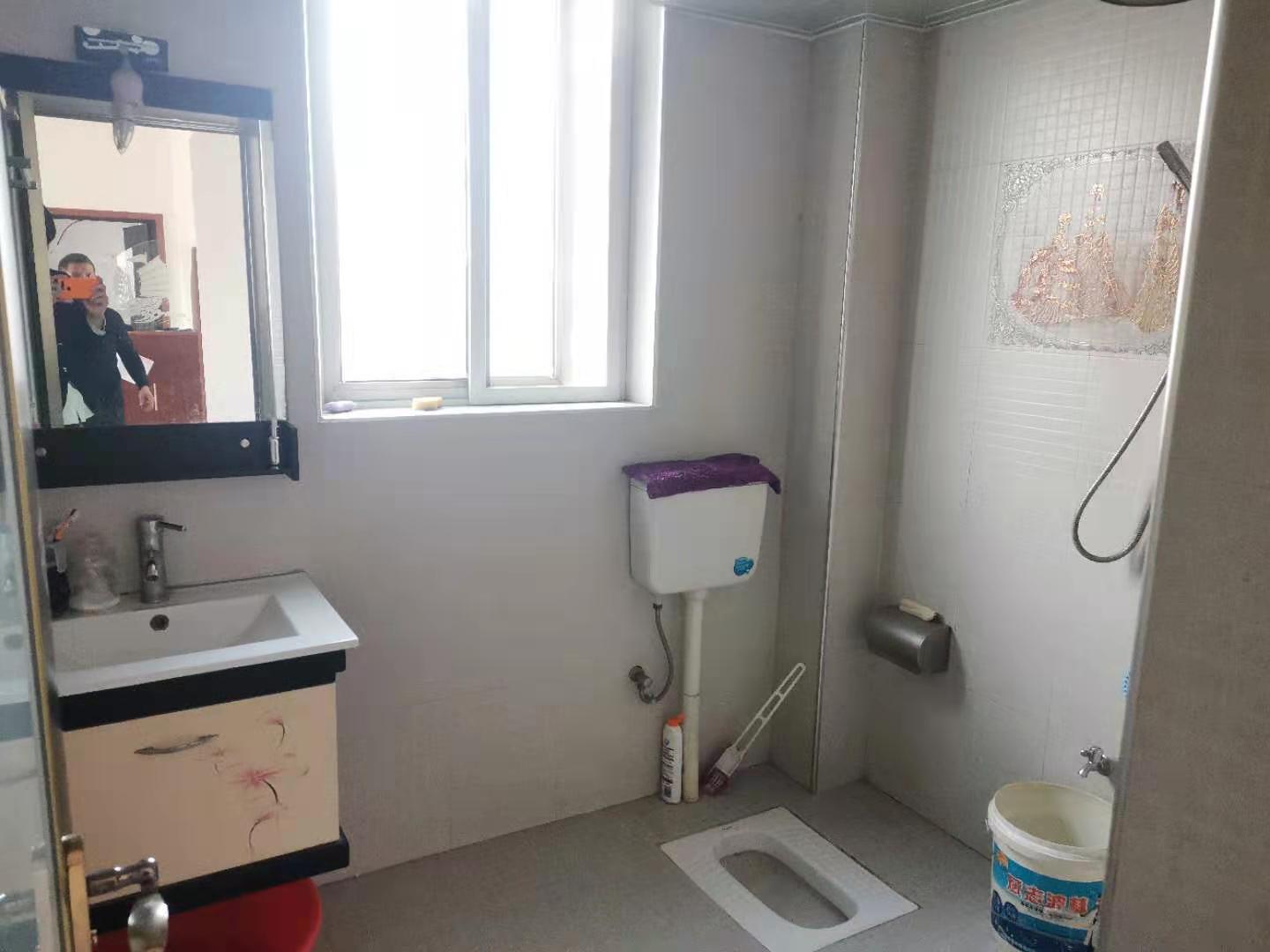 财富小区  2室2厅2卫    1380.0元/月 财富小区  2室2厅2卫    1380.0元/月室内图