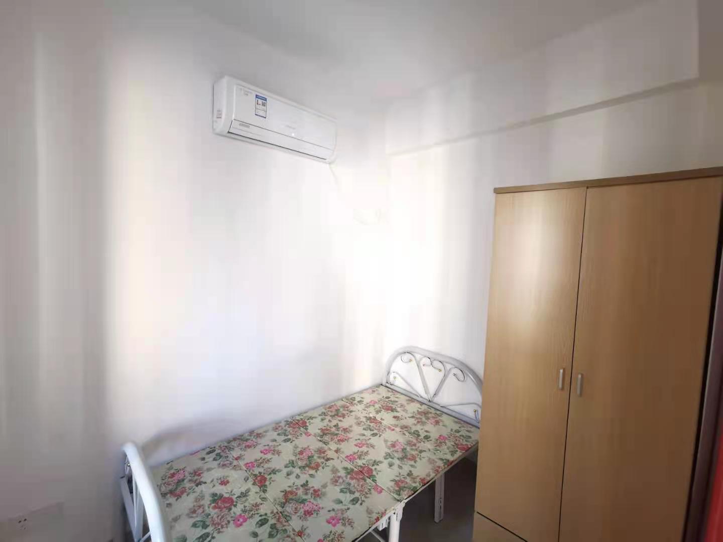 愉景湾东域  3室2厅1卫   1800.00元/月室内图