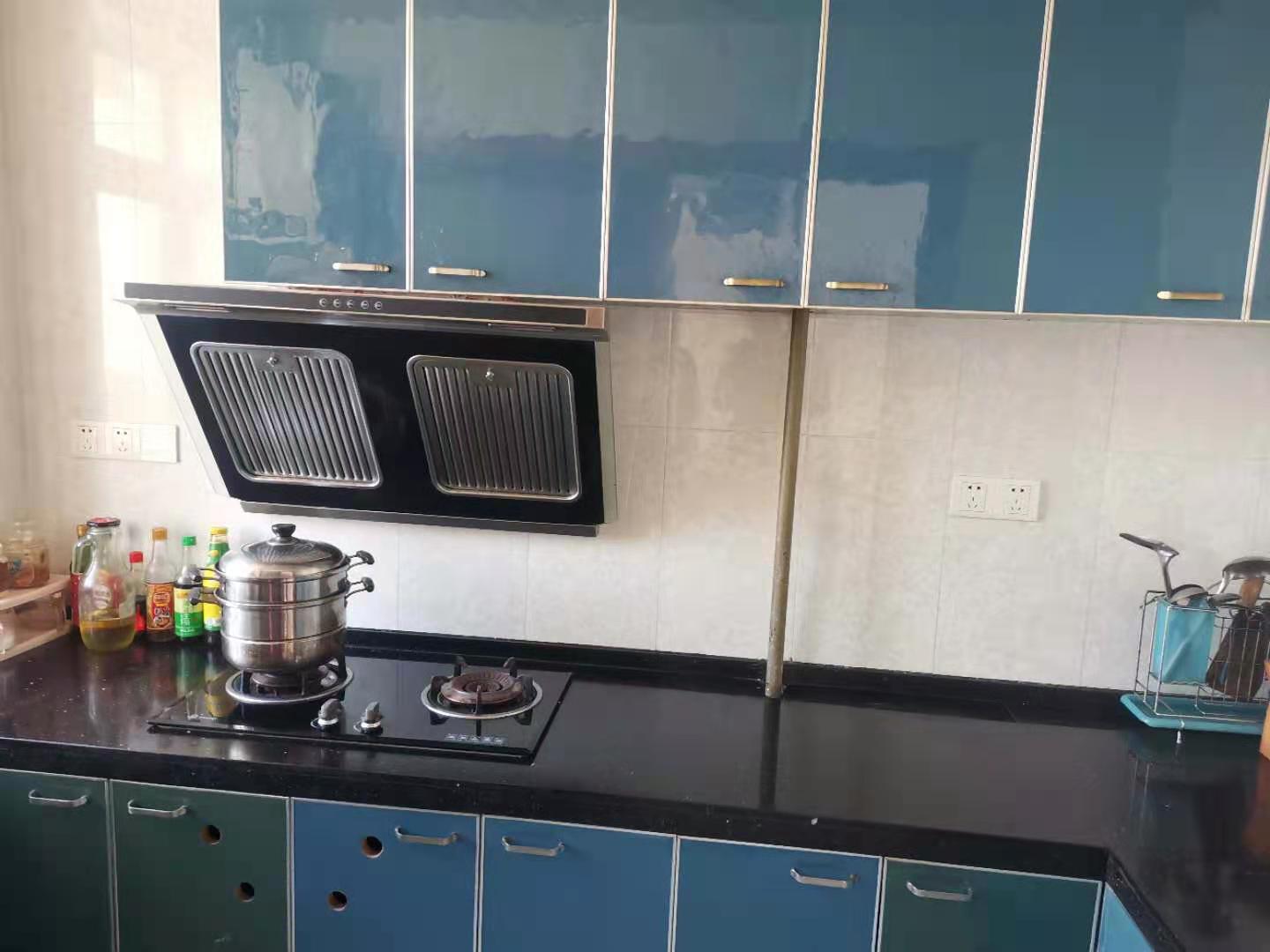 财富小区  2室2厅2卫    1380.0元/月 财富小区  2室2厅2卫    1380.0元/月室内图1