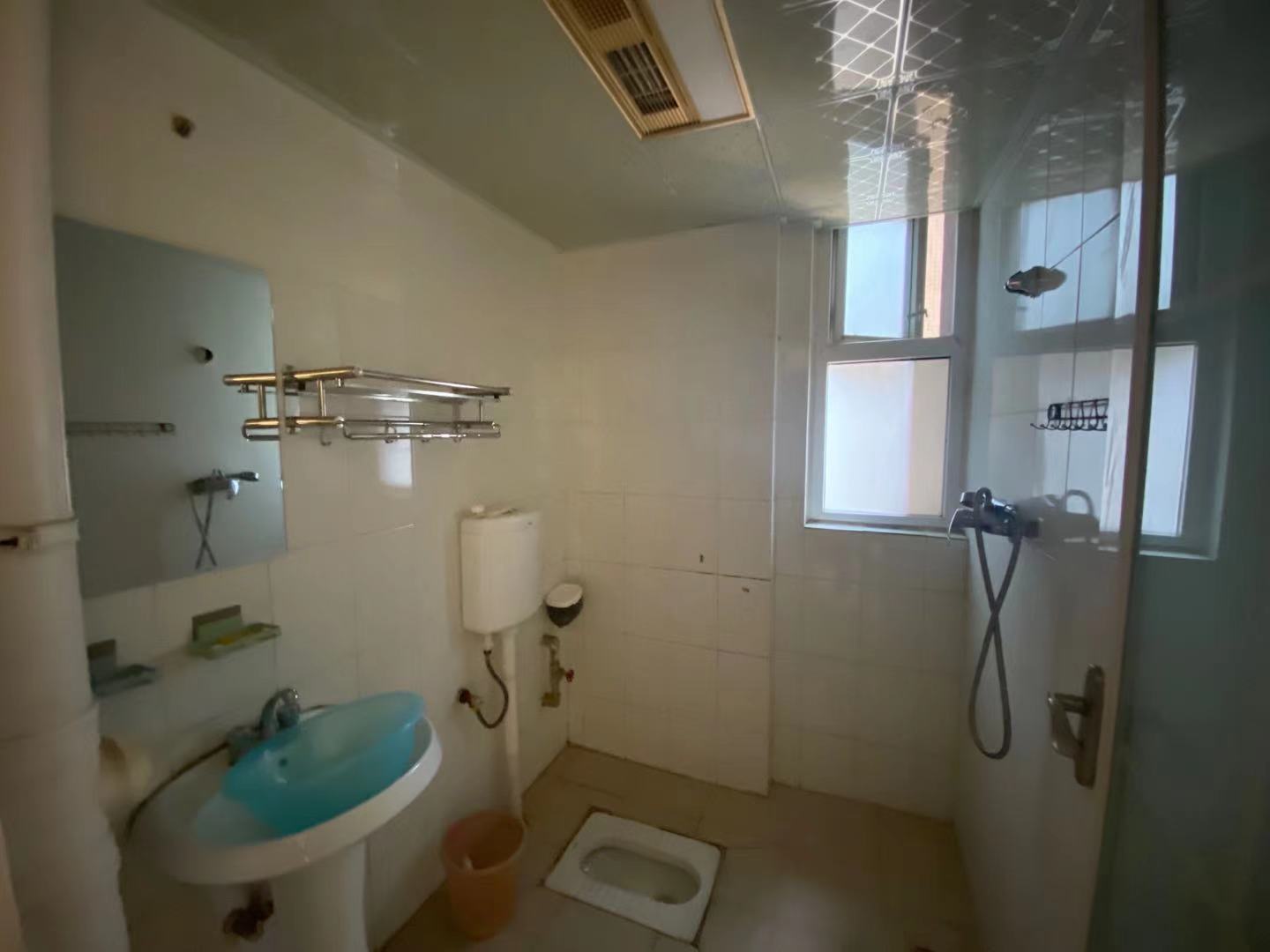 南湖春天 2室2厅1卫 1800.0元/月 南湖春天 2室2厅1卫 1800.0元/月室内图